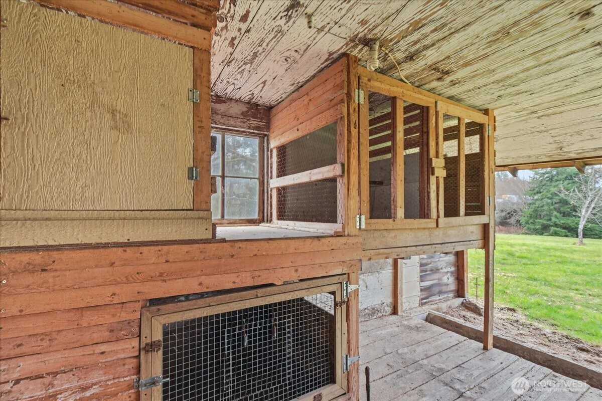 1313 HINING Road , Winlock, WA 98596