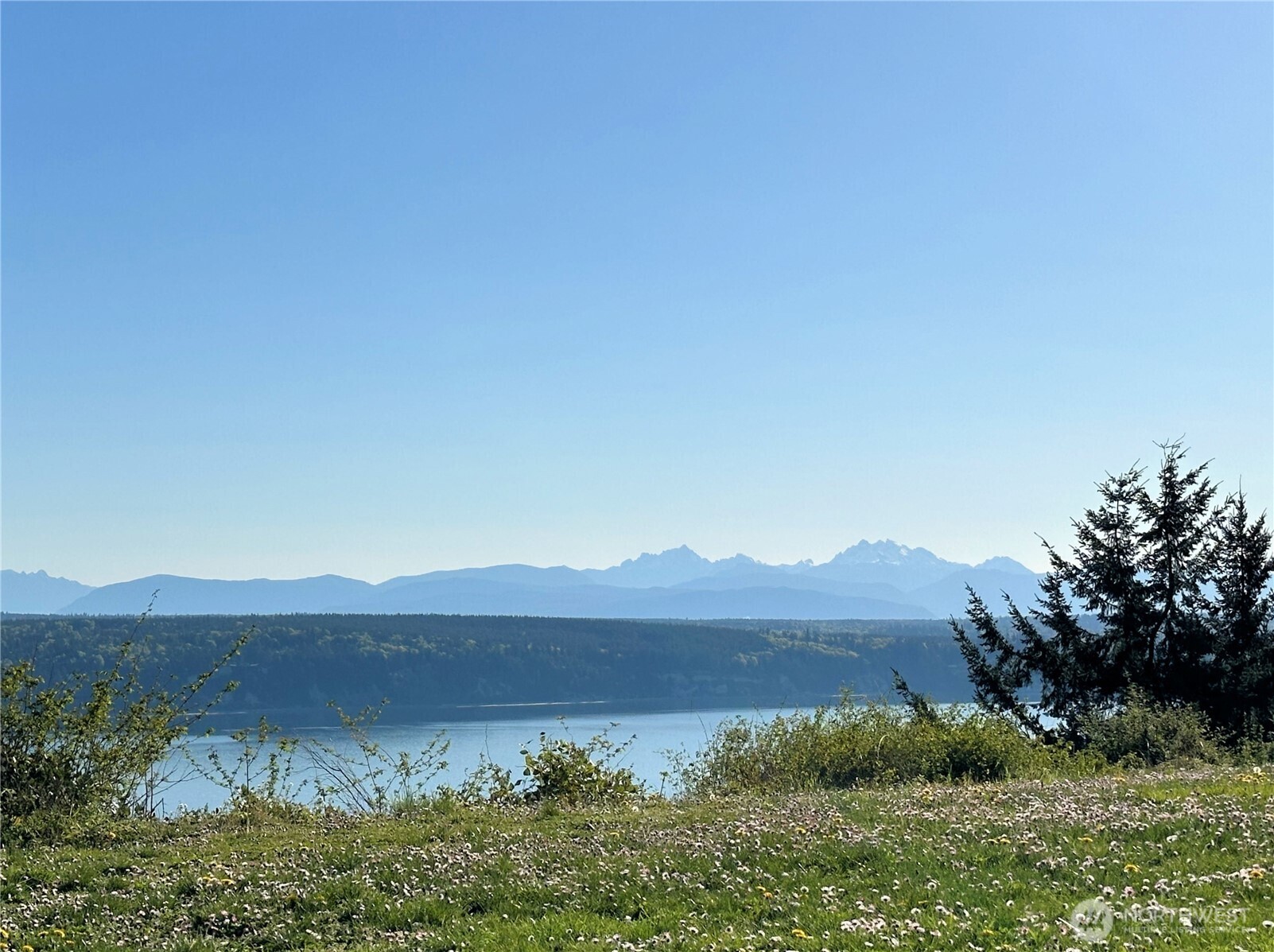 4075 Preserve Drive , Camano Island, WA 98282