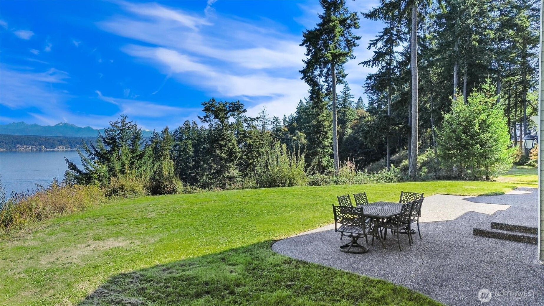 4075 Preserve Drive , Camano Island, WA 98282