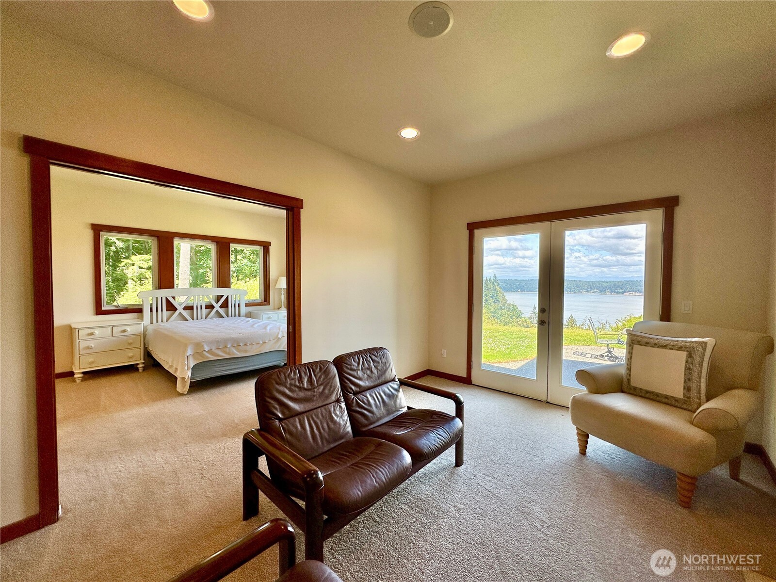 4075 Preserve Drive , Camano Island, WA 98282