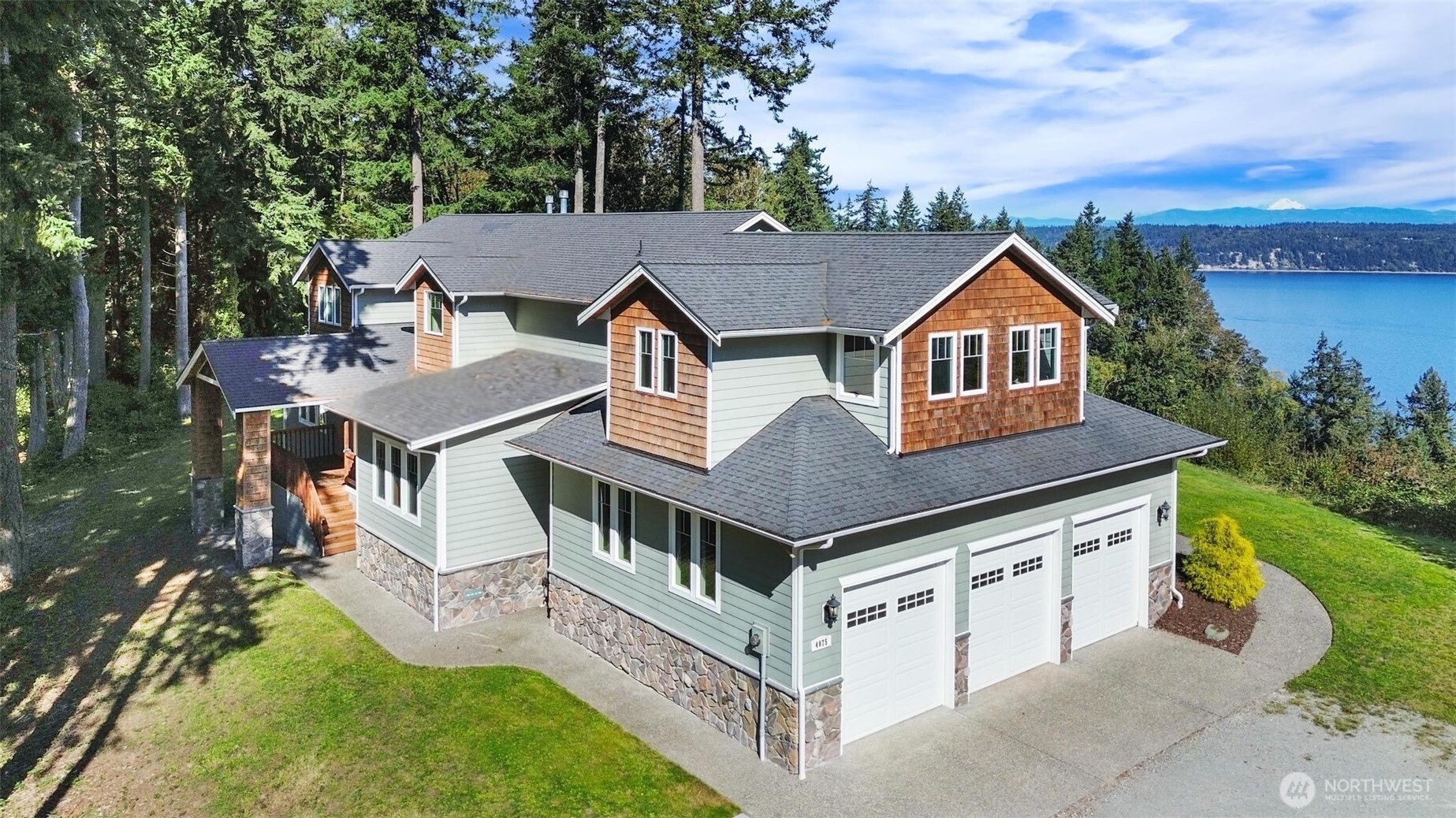 4075 Preserve Drive , Camano Island, WA 98282