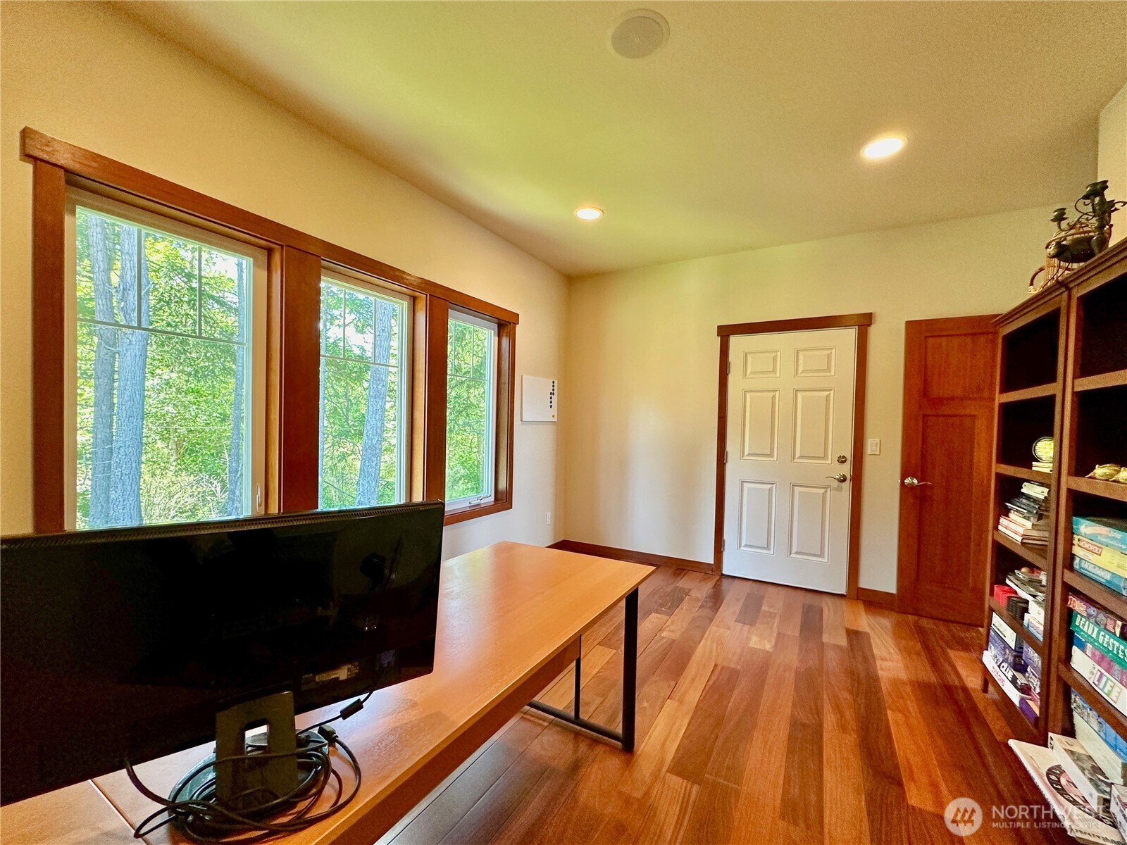 4075 Preserve Drive , Camano Island, WA 98282