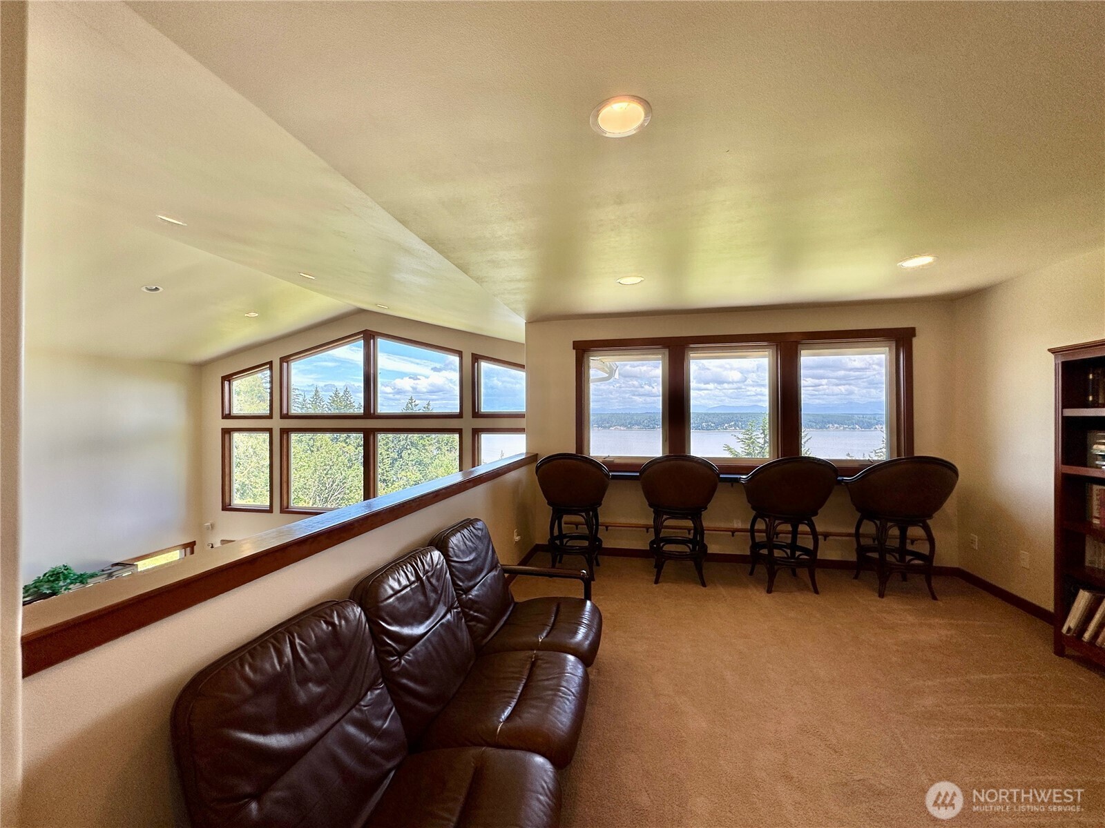 4075 Preserve Drive , Camano Island, WA 98282