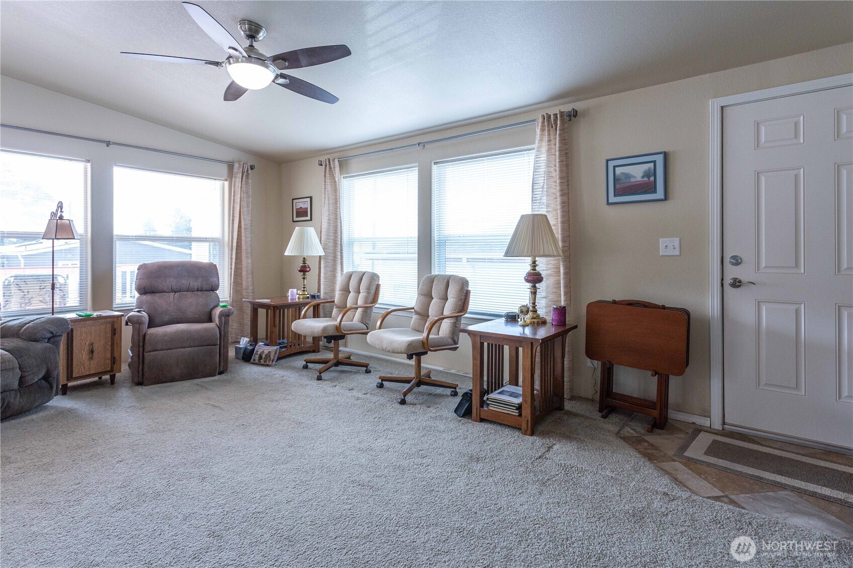 11453 Bayview Edison Rd #16, Mount Vernon, WA 98273