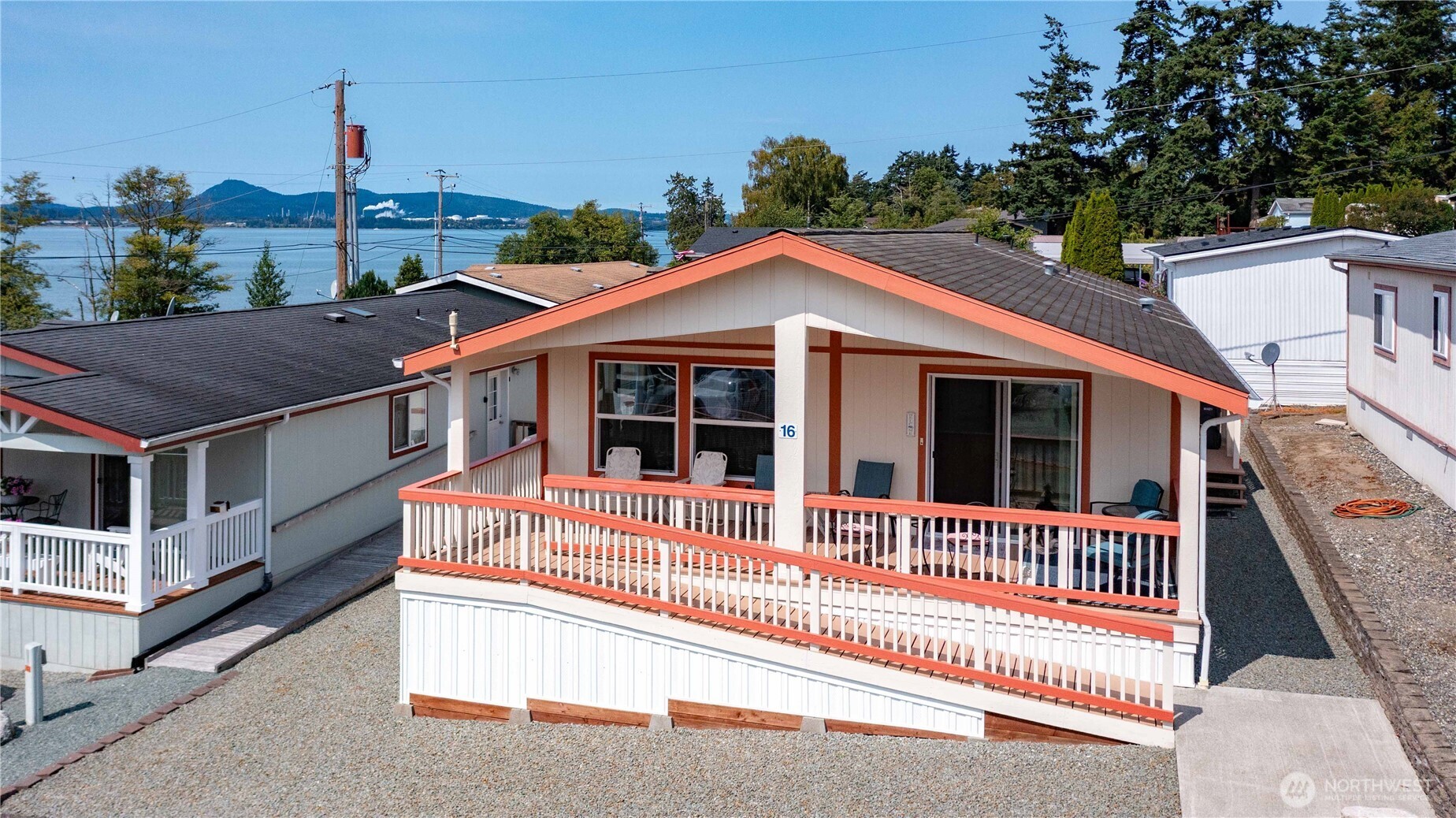 11453 Bayview Edison Rd #16, Mount Vernon, WA 98273