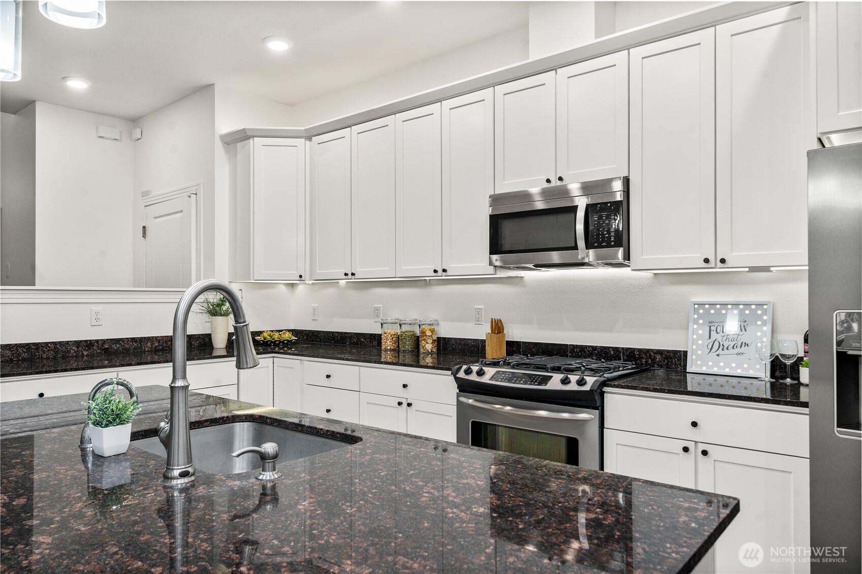 20709 NE 79th Street , Redmond, WA 98053