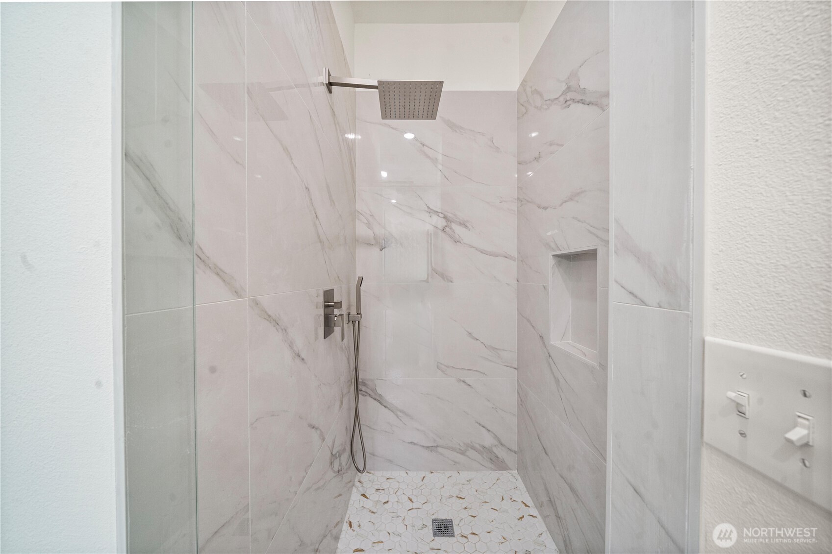 20709 NE 79th Street , Redmond, WA 98053