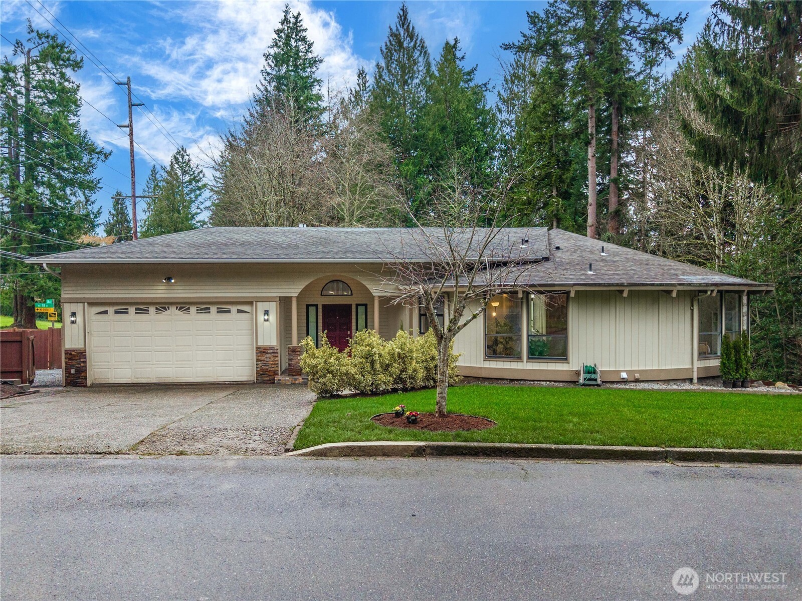 20709 NE 79th Street , Redmond, WA 98053