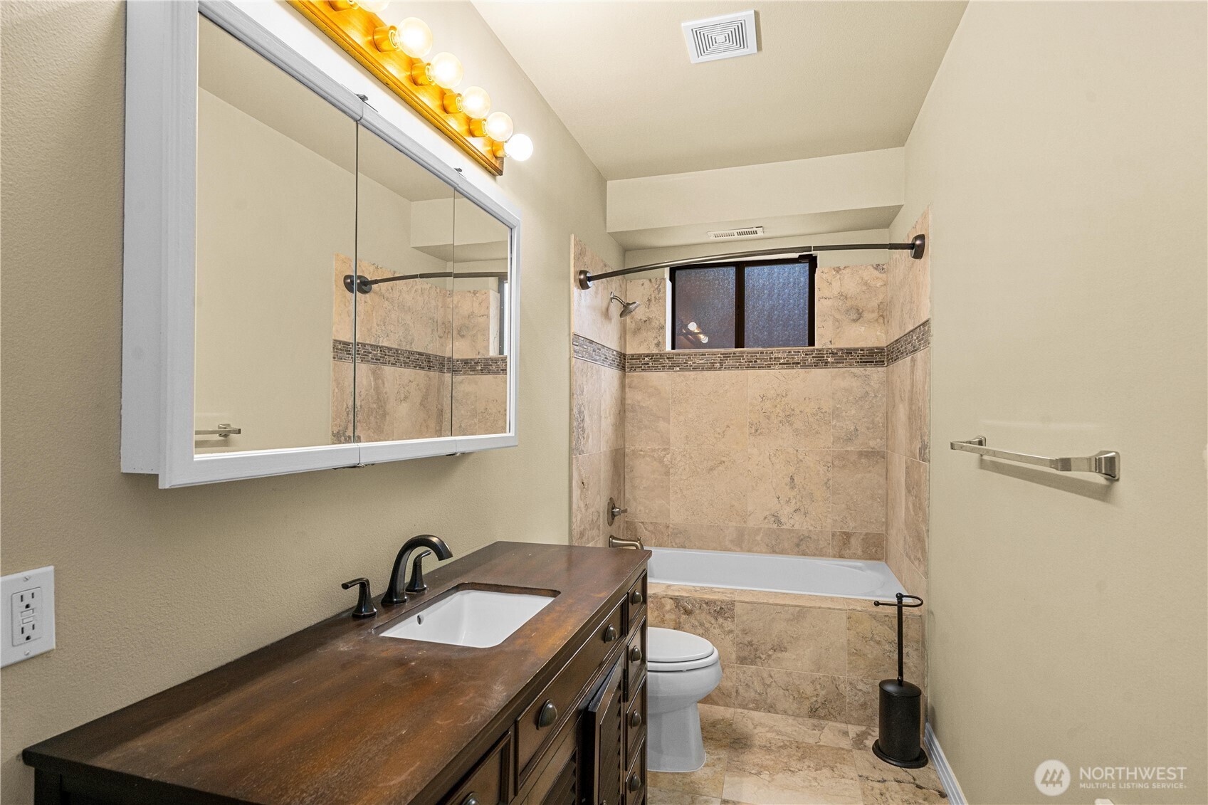 20709 NE 79th Street , Redmond, WA 98053