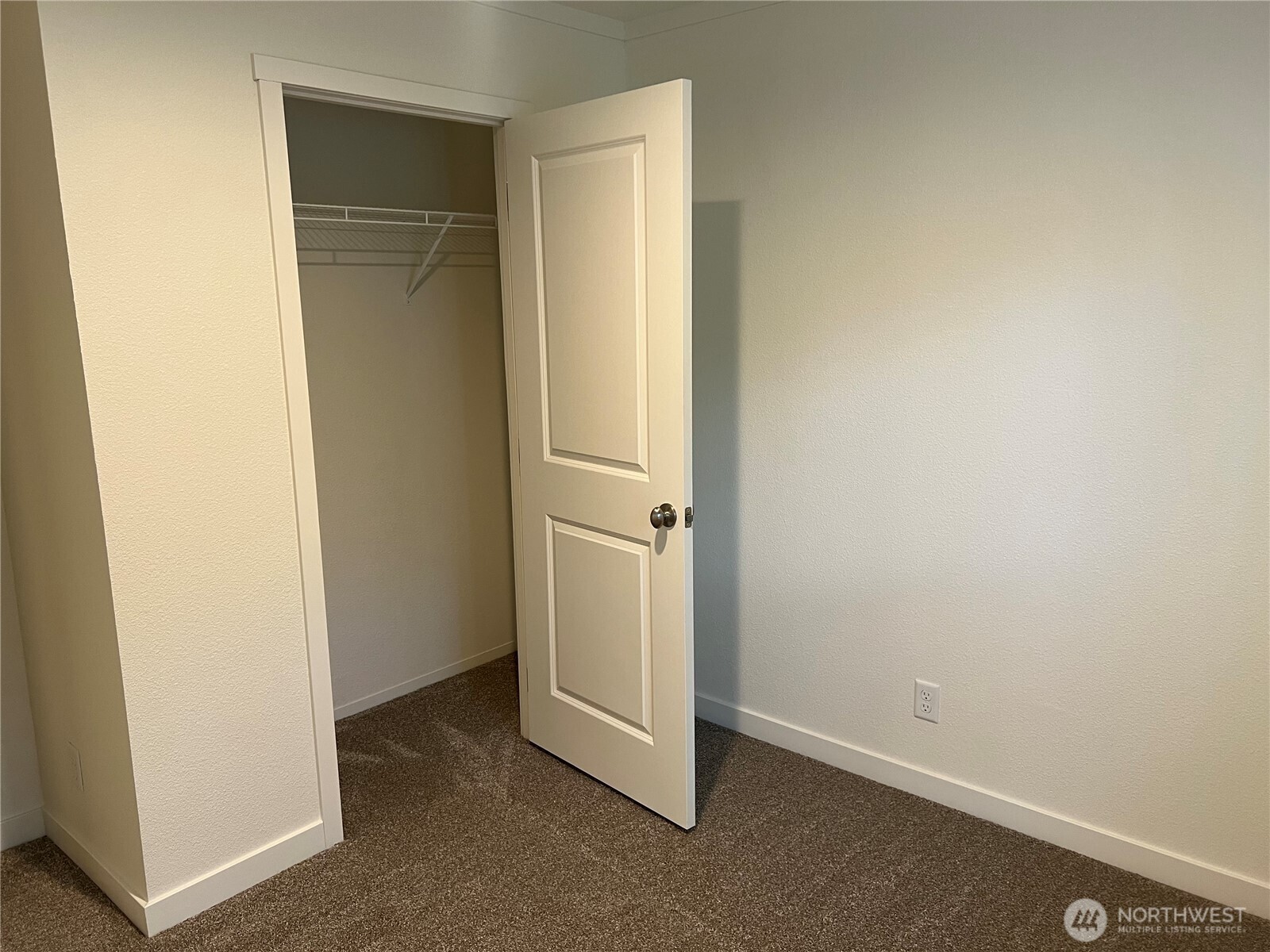 512 SW Berry Lake Road #21, Port Orchard, WA 98367