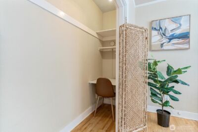 905 NE 43rd Street #111, Seattle, WA 98105 - Photo 5