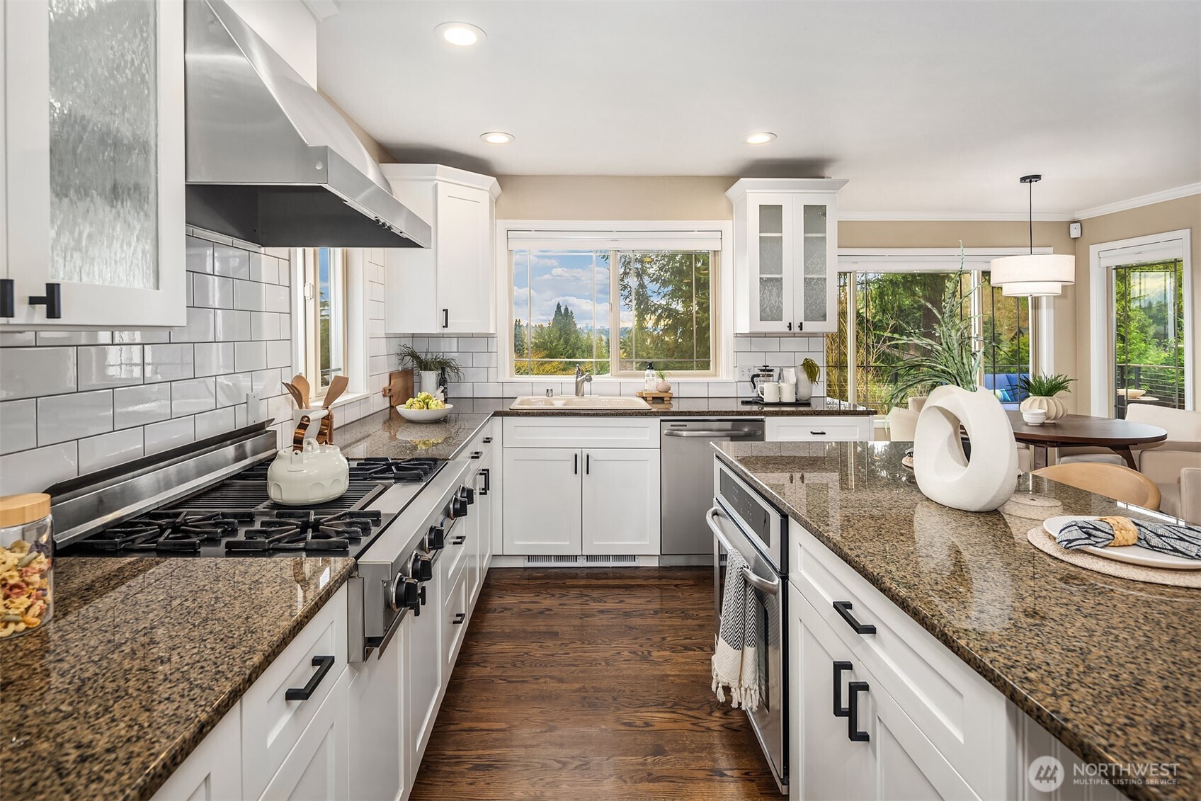 12635 93rd Pl NE, Kirkland, WA 98034