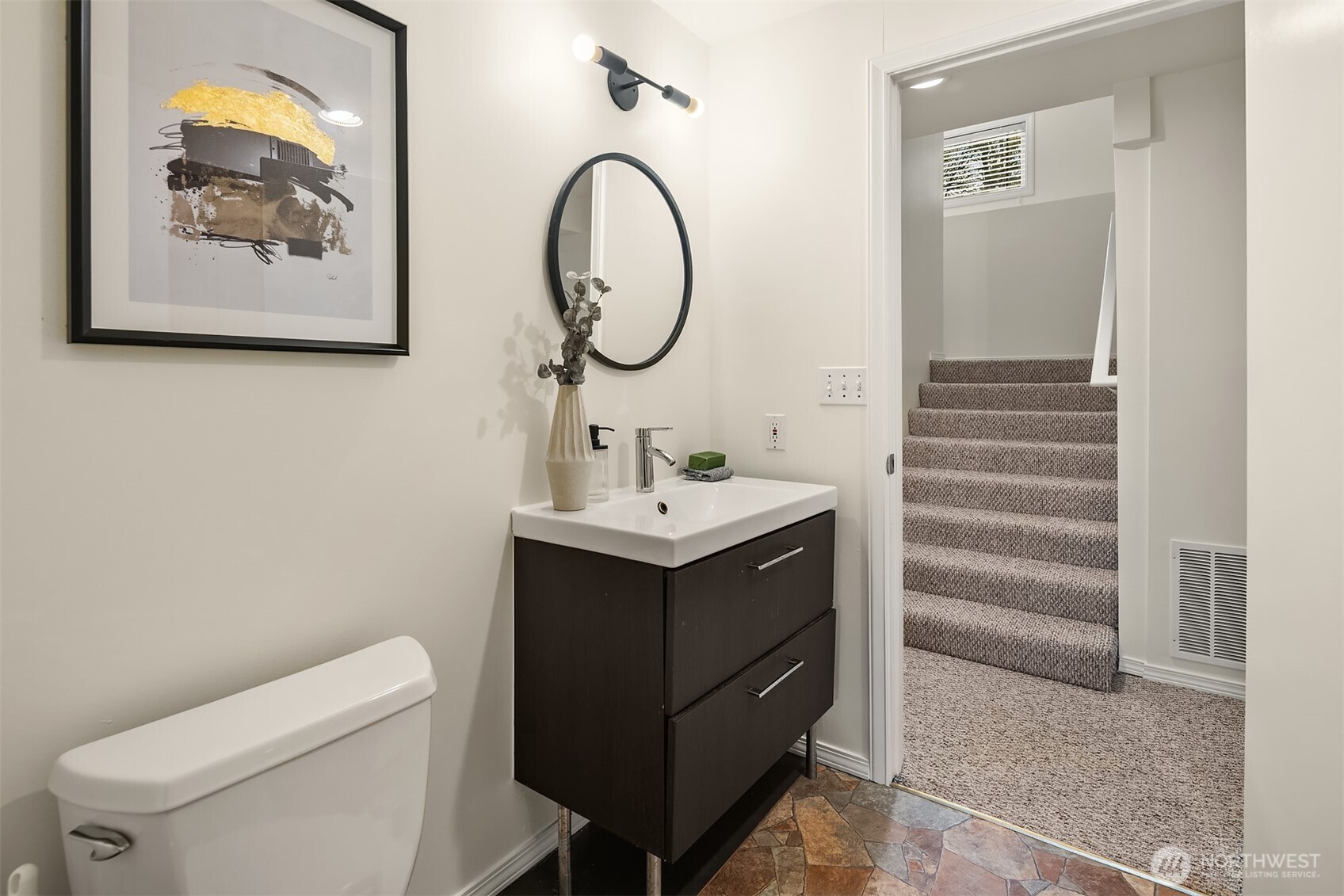 12635 93rd Pl NE, Kirkland, WA 98034