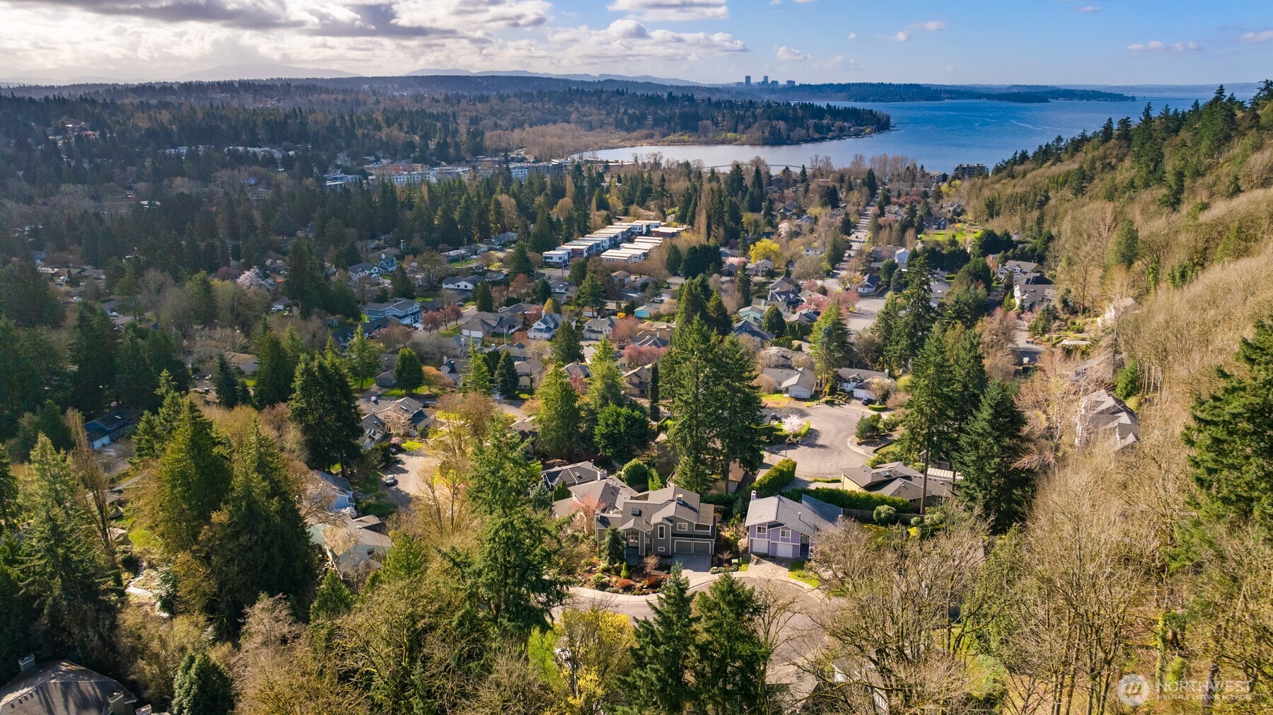 12635 93rd Pl NE, Kirkland, WA 98034
