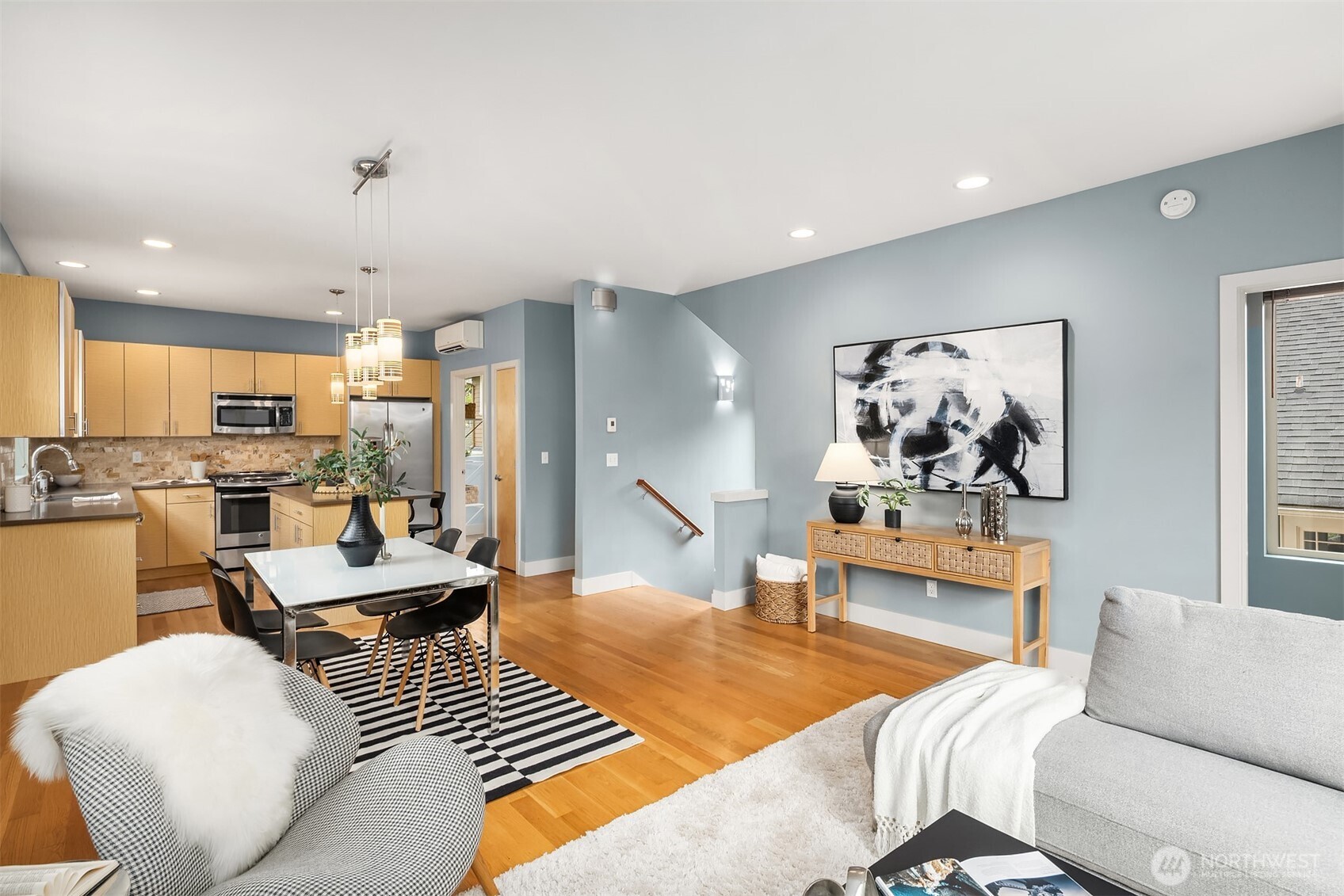 1550 NW 60th Street , Seattle, WA 98107