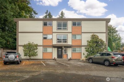 7505 212th Street SW #C301, Edmonds, WA 98026 - Photo 2