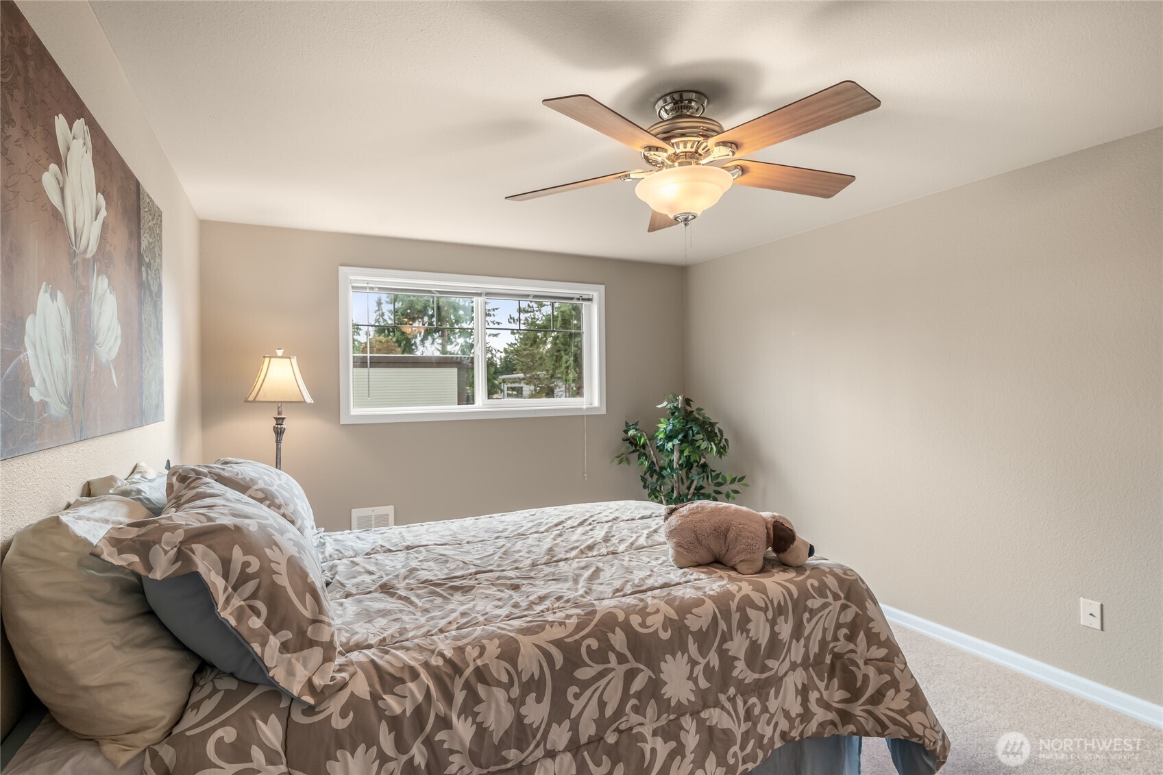 7505 212th Street SW #C301, Edmonds, WA 98026