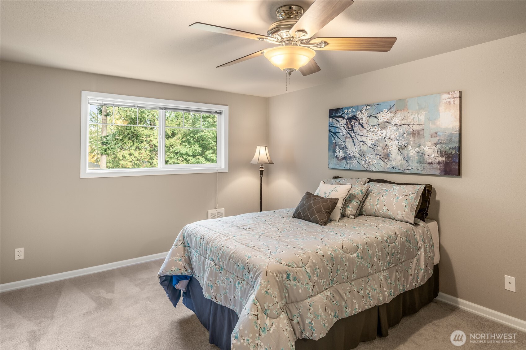 7505 212th Street SW #C301, Edmonds, WA 98026