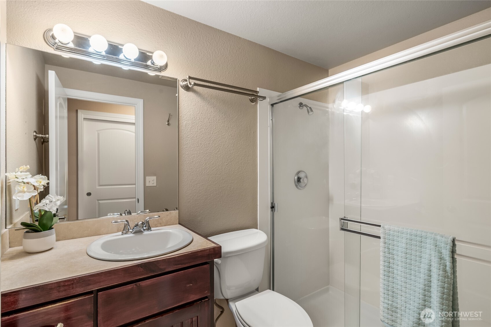 7505 212th Street SW #C301, Edmonds, WA 98026