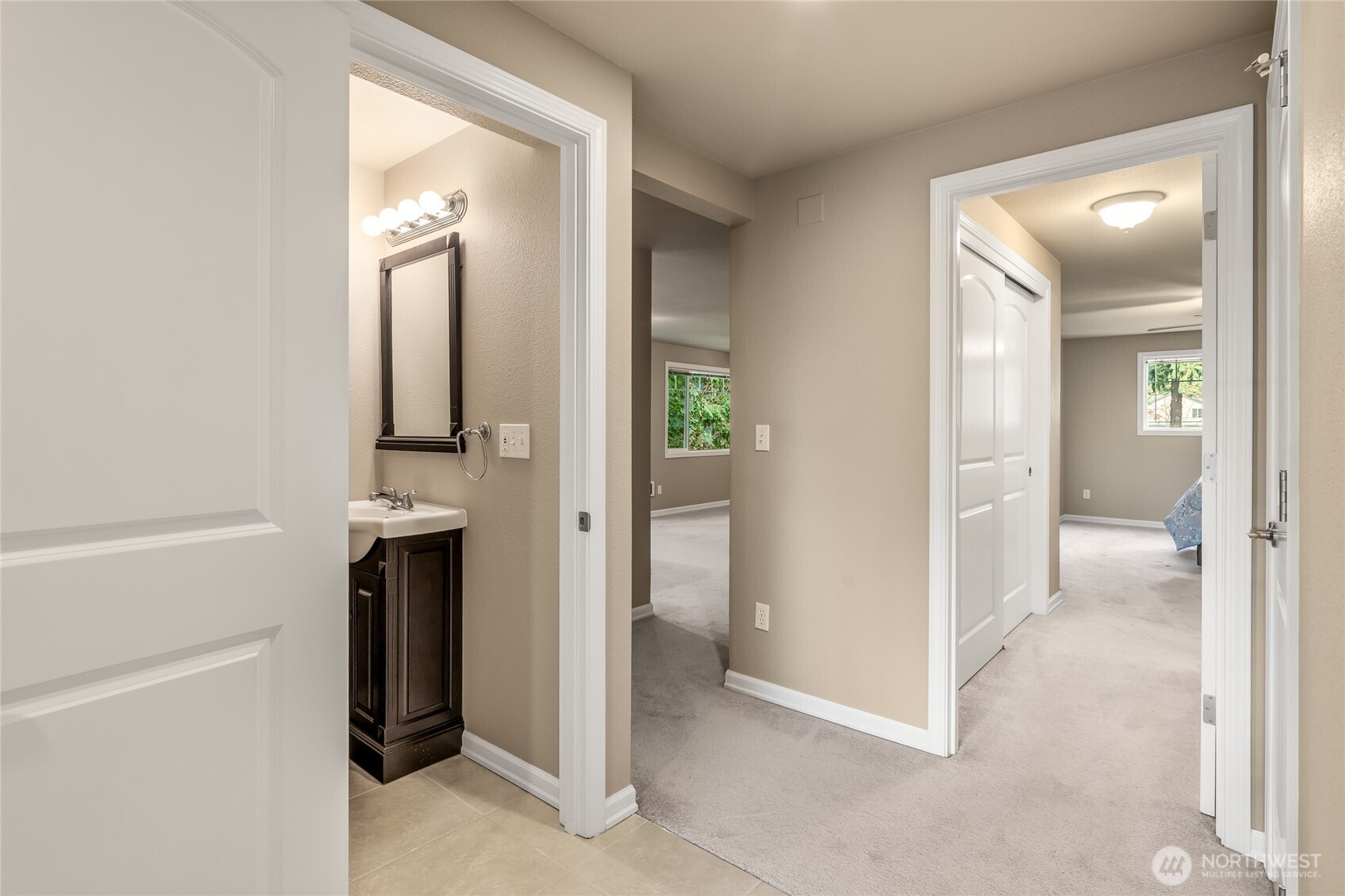 7505 212th Street SW #C301, Edmonds, WA 98026