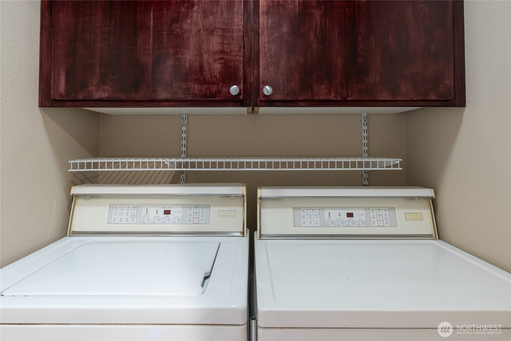 7505 212th Street SW #C301, Edmonds, WA 98026