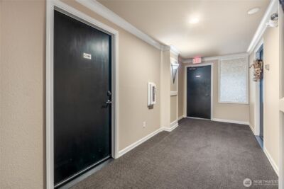 7505 212th Street SW #C301, Edmonds, WA 98026 - Photo 4