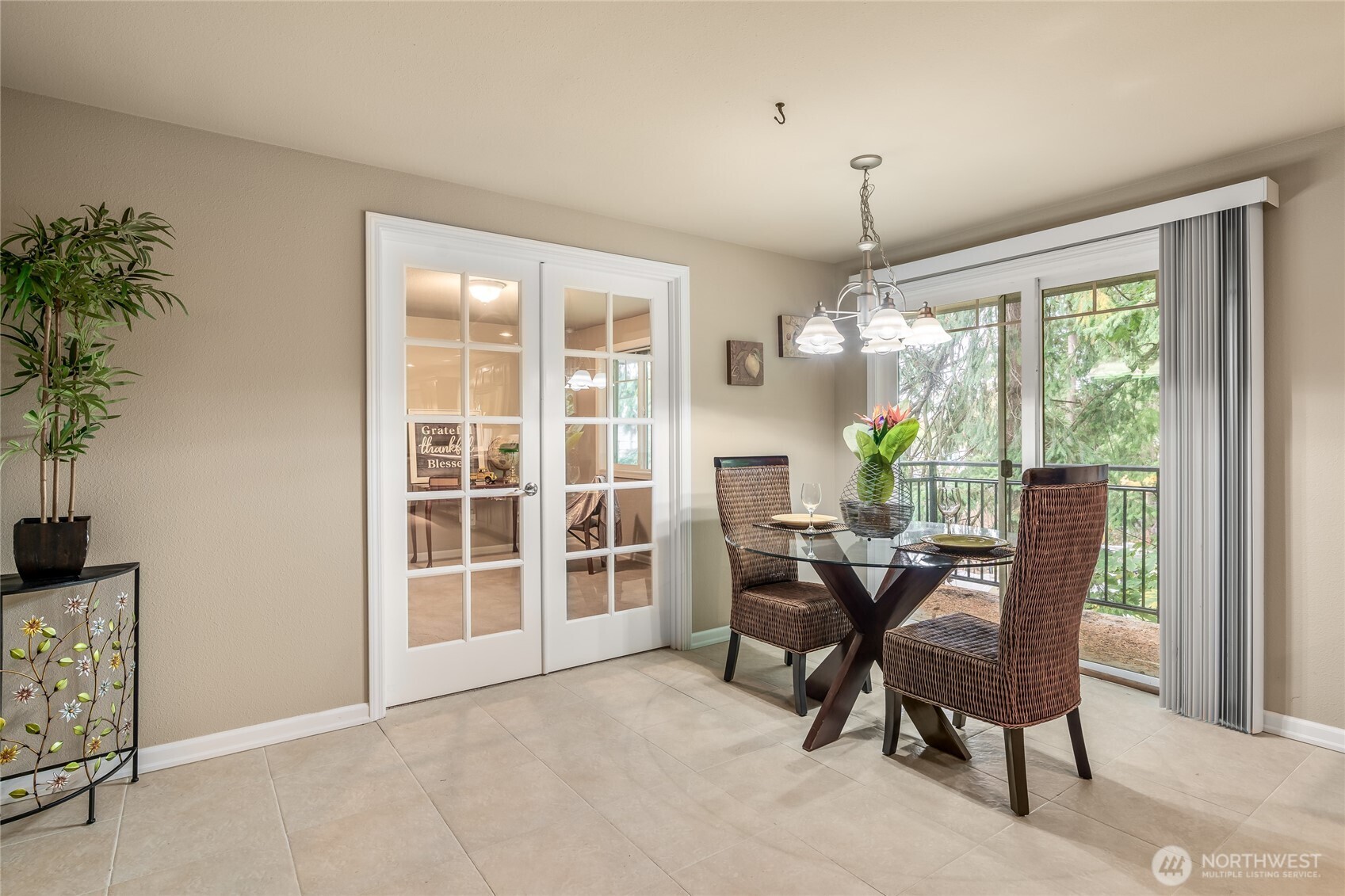 7505 212th Street SW #C301, Edmonds, WA 98026