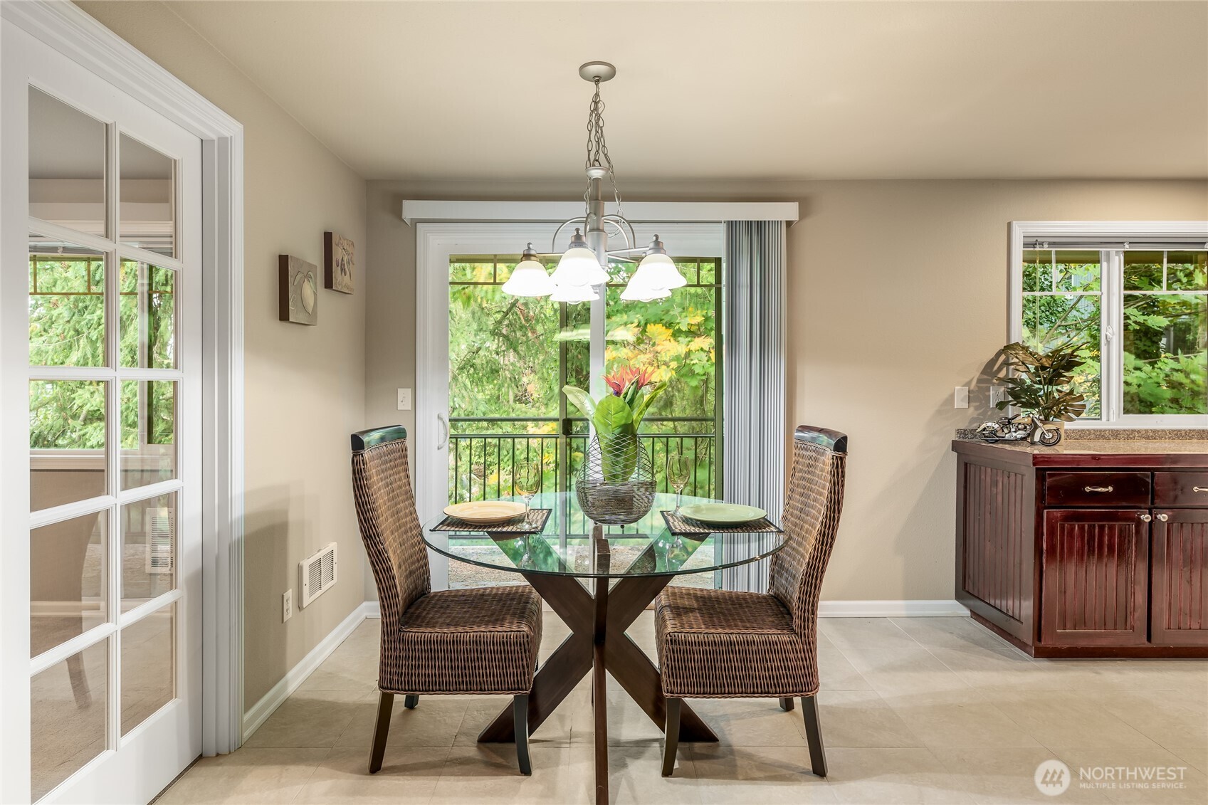 7505 212th Street SW #C301, Edmonds, WA 98026