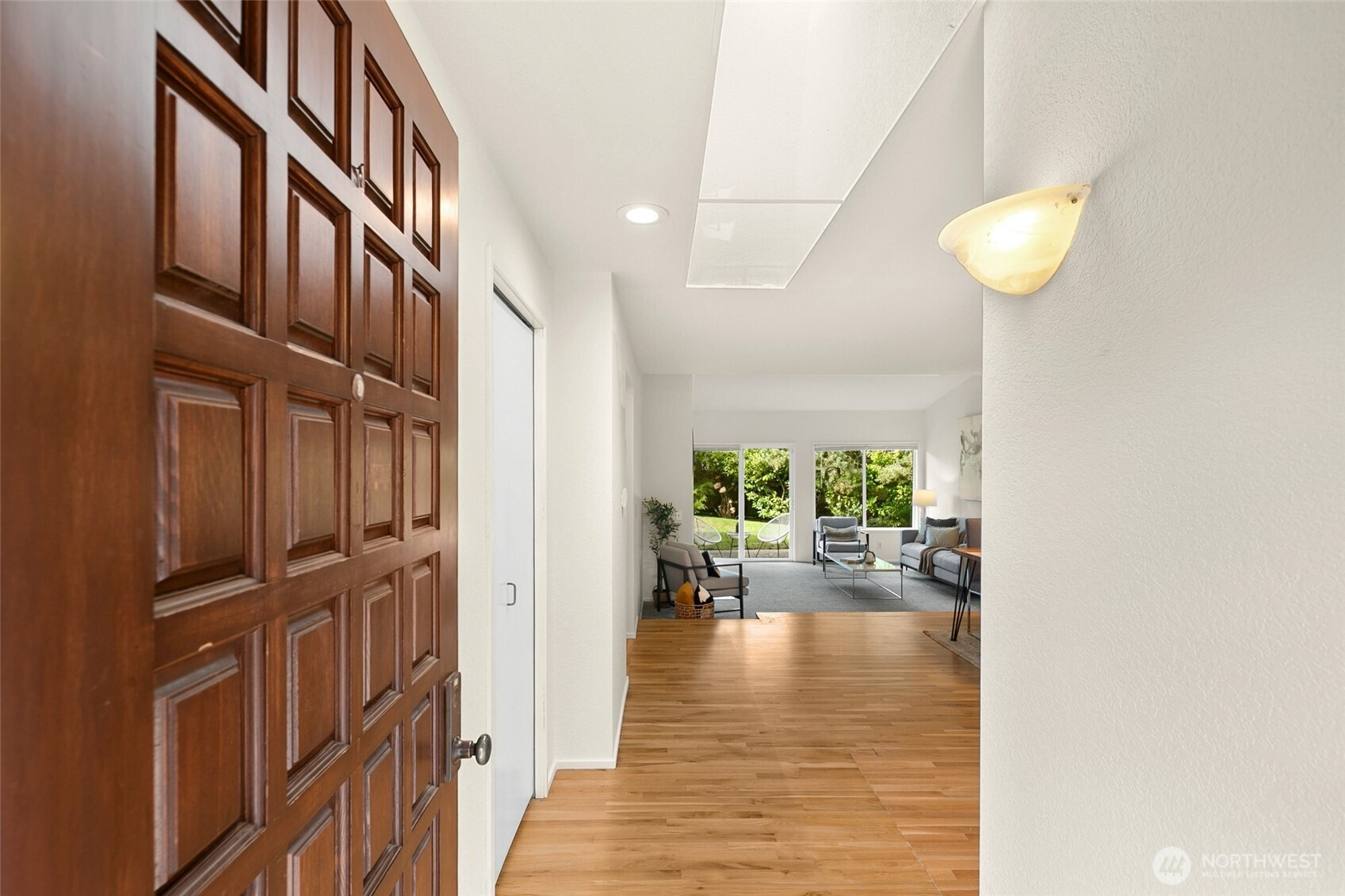 11917 Stendall Place N, Seattle, WA 98133