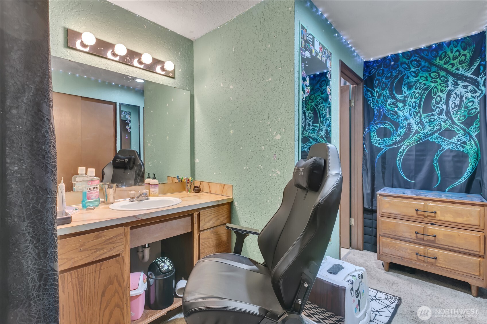 20327 W Richmond Road , Bothell, WA 98021