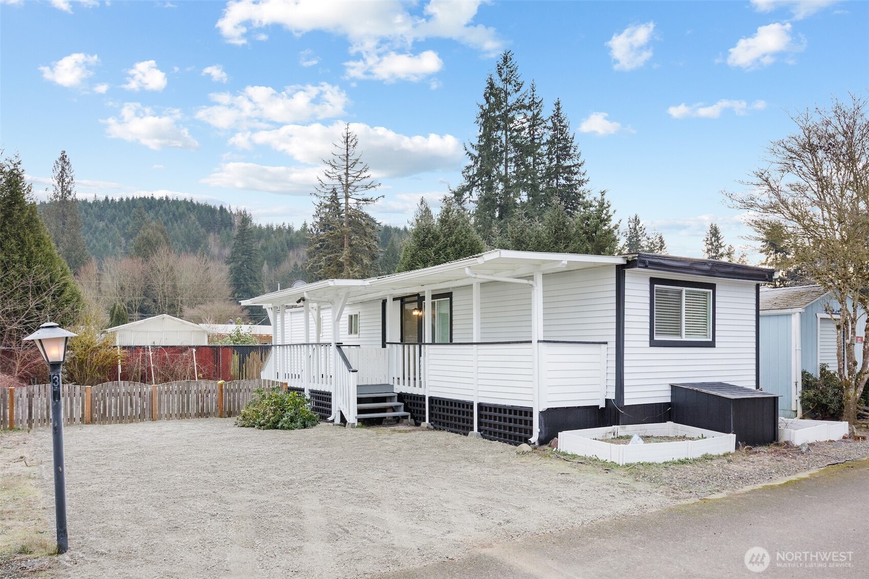 32501 NE 50th Street #37, Carnation, WA 98014