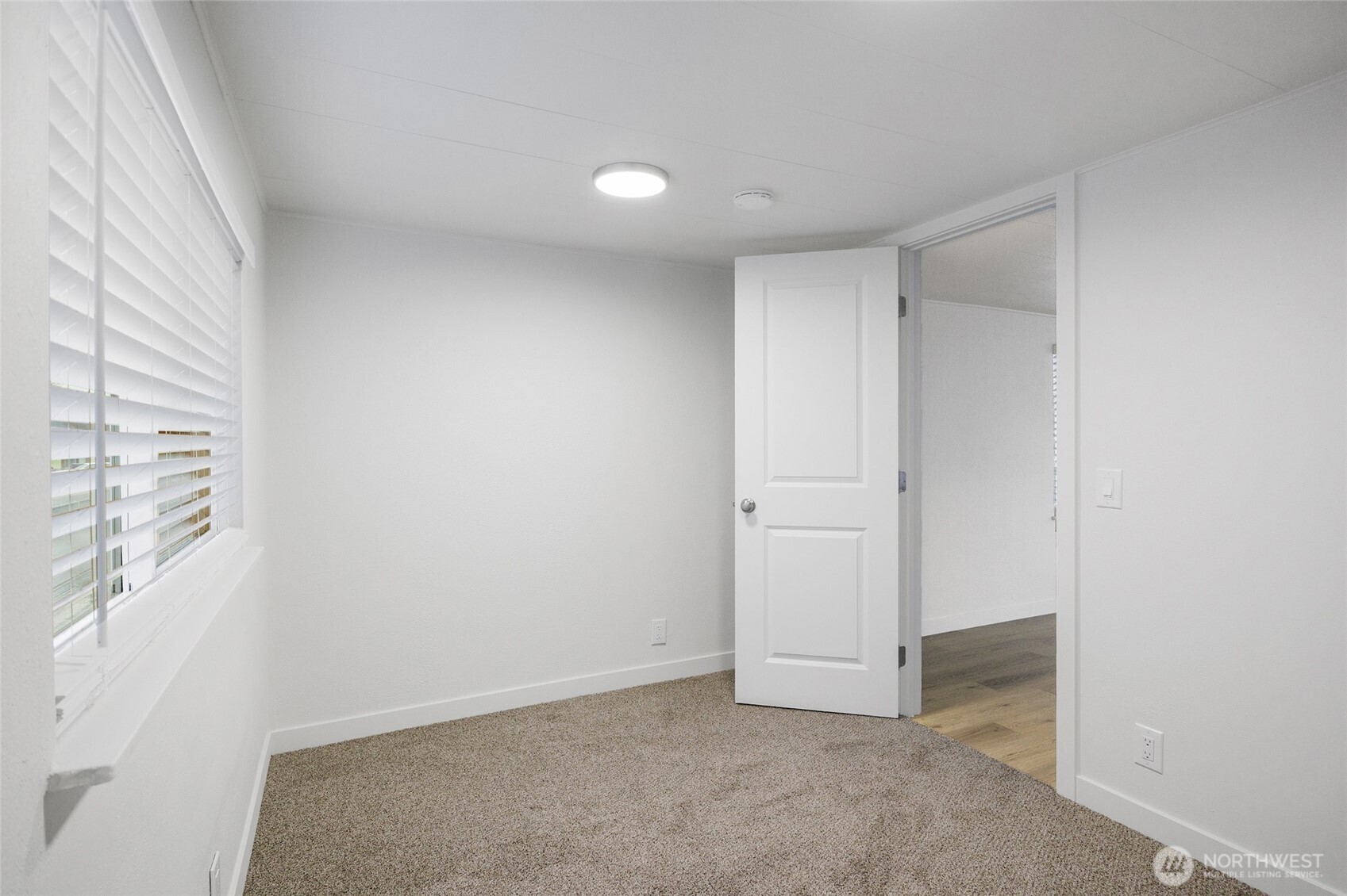 32501 NE 50th Street #37, Carnation, WA 98014