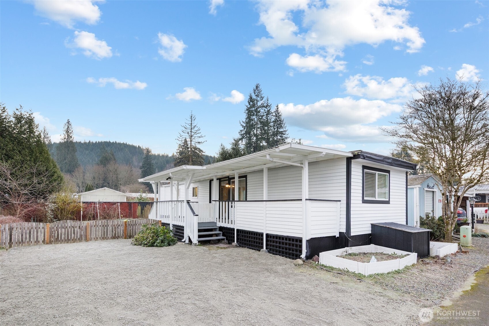 32501 NE 50th Street #37, Carnation, WA 98014