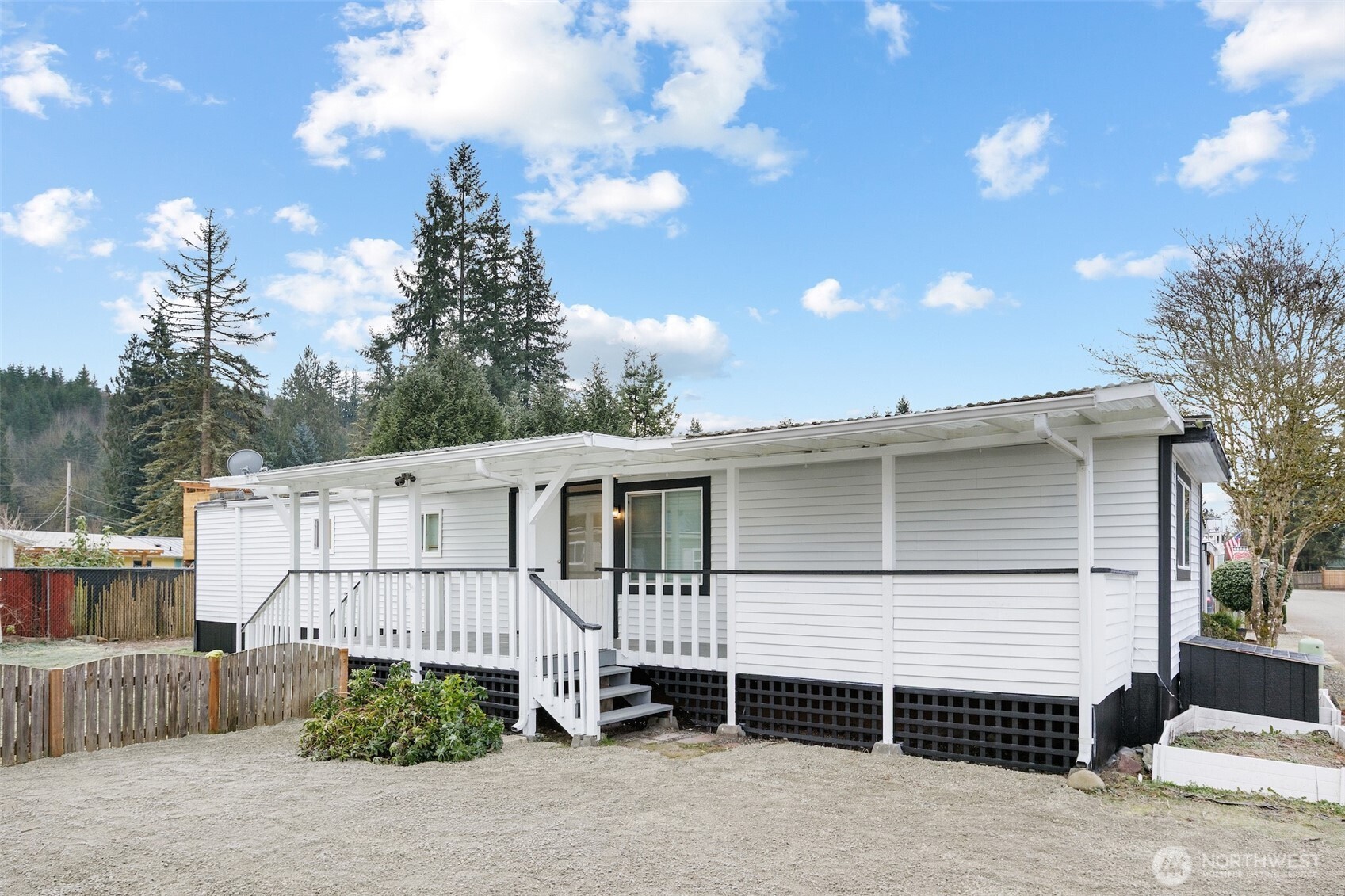 32501 NE 50th Street #37, Carnation, WA 98014