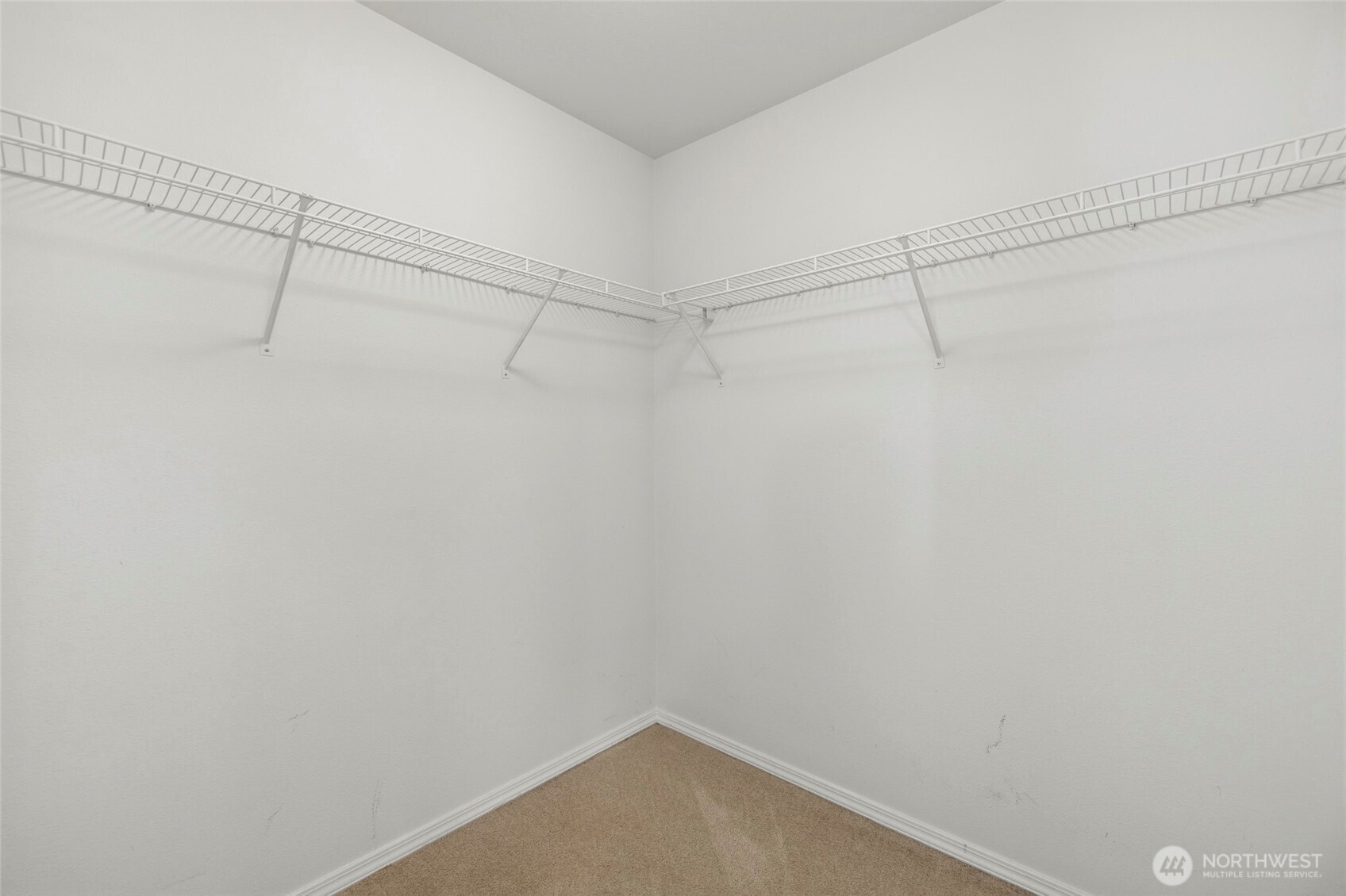 8823 Holly Drive #502, Everett, WA 98208