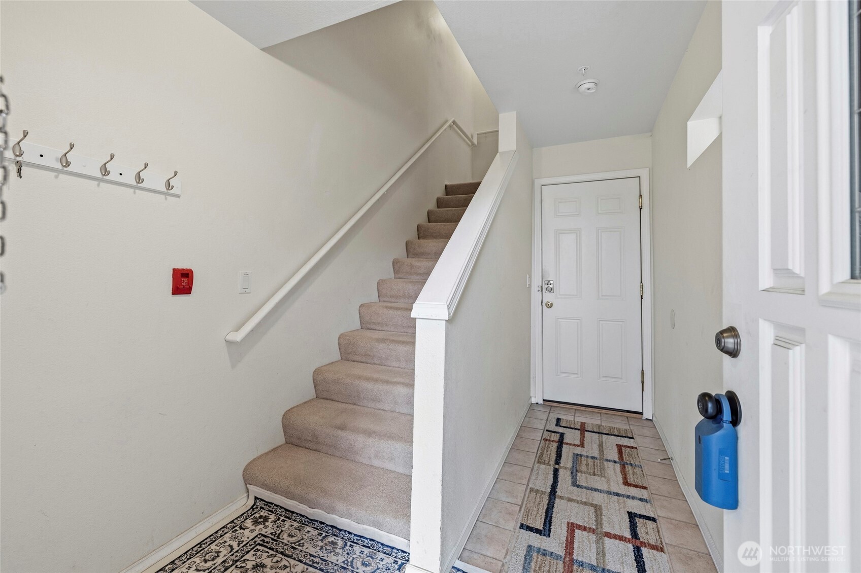 8823 Holly Drive #502, Everett, WA 98208