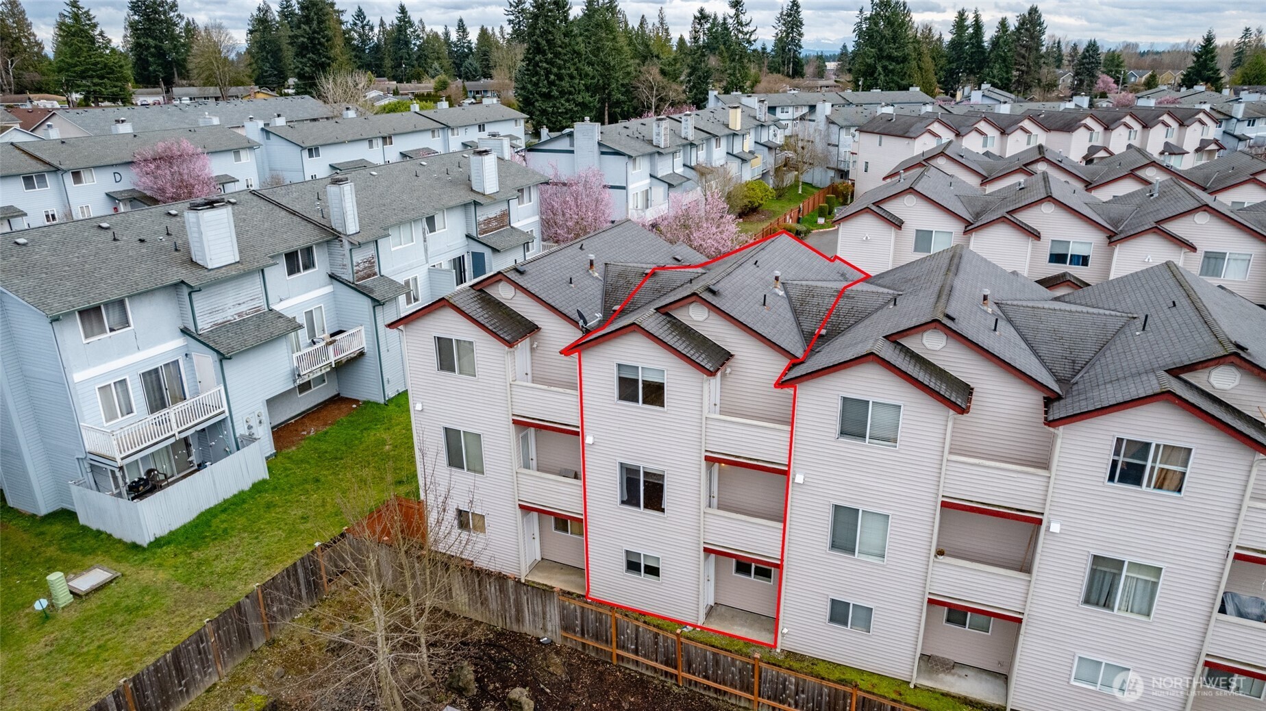 8823 Holly Drive #502, Everett, WA 98208