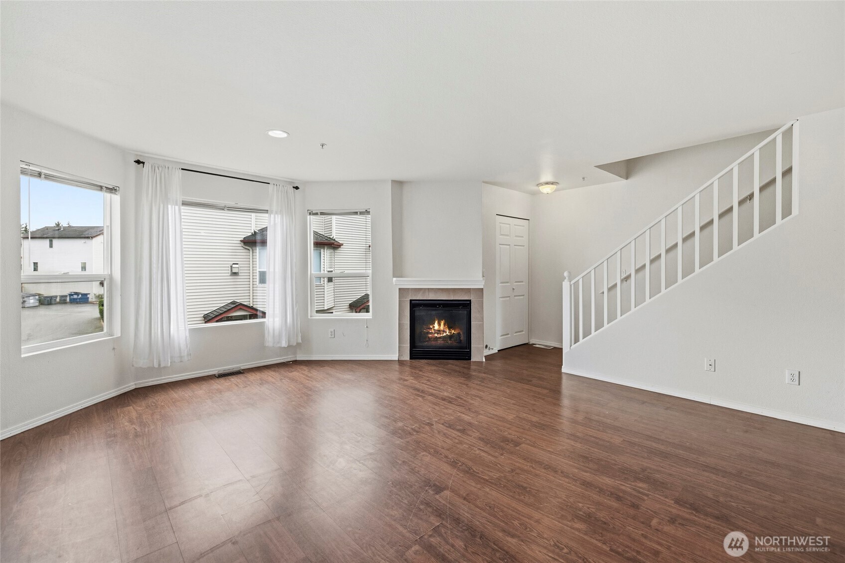 8823 Holly Drive #502, Everett, WA 98208