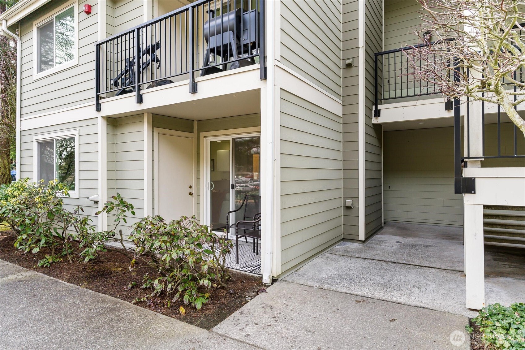 6525 200th Street SW #101, Lynnwood, WA 98036