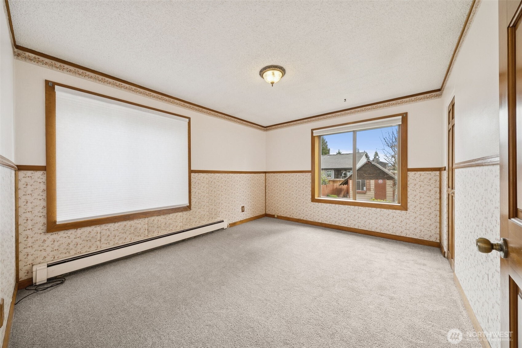 408 8th Avenue NE, Puyallup, WA 98372