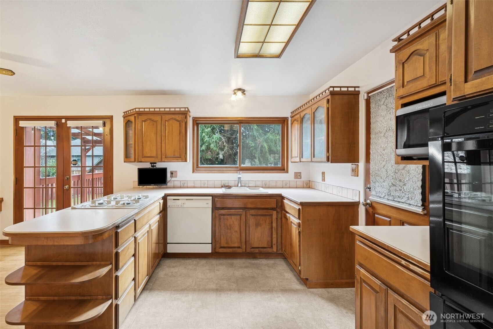 408 8th Avenue NE, Puyallup, WA 98372