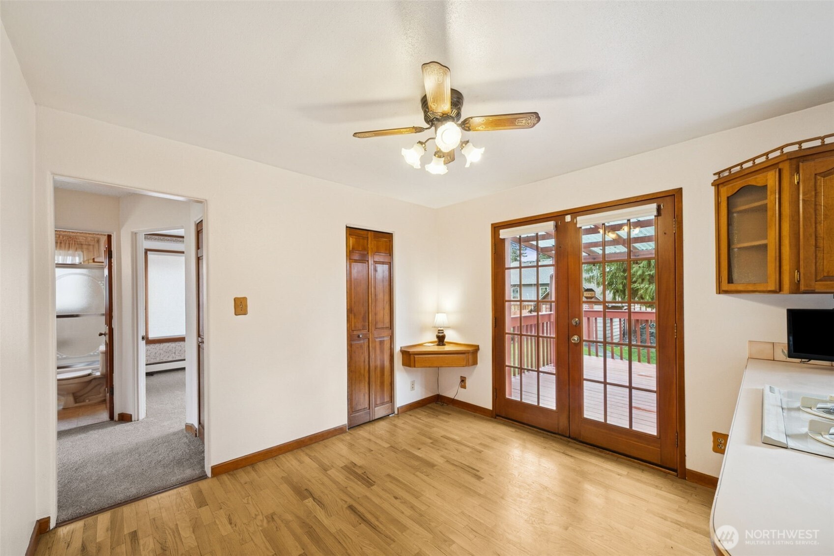 408 8th Avenue NE, Puyallup, WA 98372