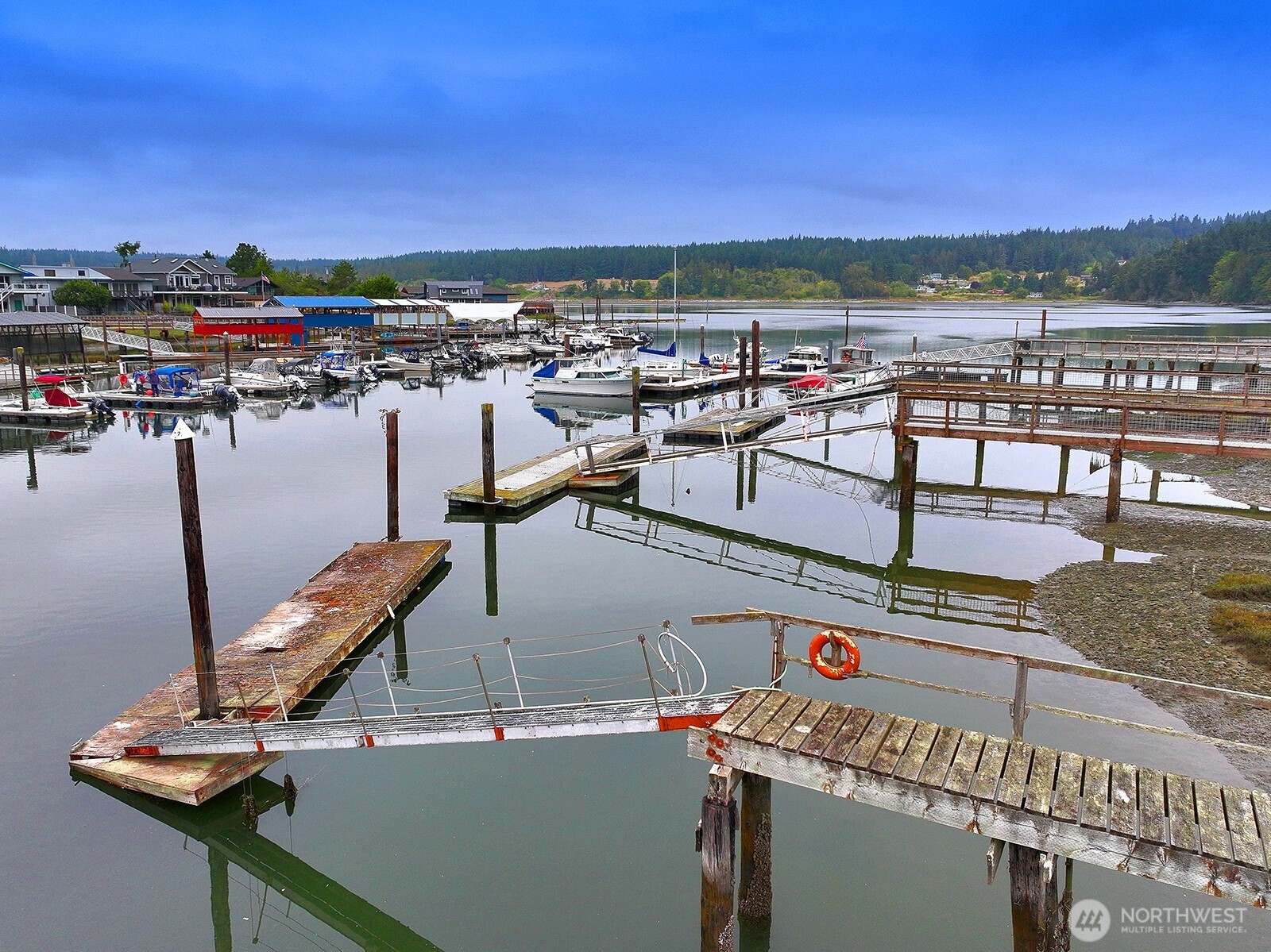 8122 Autumn Lane , Clinton, WA 98236