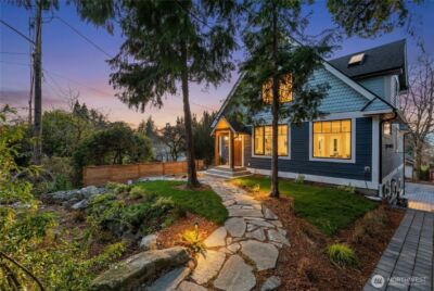 10715 2nd Avenue NW, Seattle, WA 98177-4807 - Photo 2