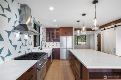 10715 2nd Avenue NW, Seattle, WA 98177-4807 - Photo 13