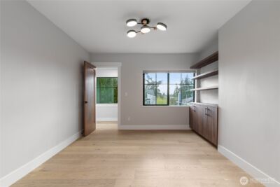 10715 2nd Avenue NW, Seattle, WA 98177-4807 - Photo 15