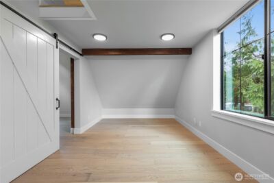 10715 2nd Avenue NW, Seattle, WA 98177-4807 - Photo 22