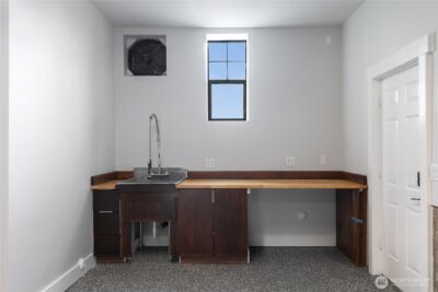 10715 2nd Avenue NW, Seattle, WA 98177-4807 - Photo 34