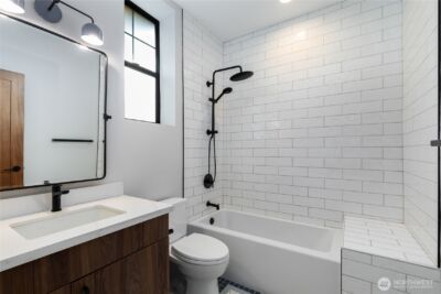 10715 2nd Avenue NW, Seattle, WA 98177-4807 - Photo 35