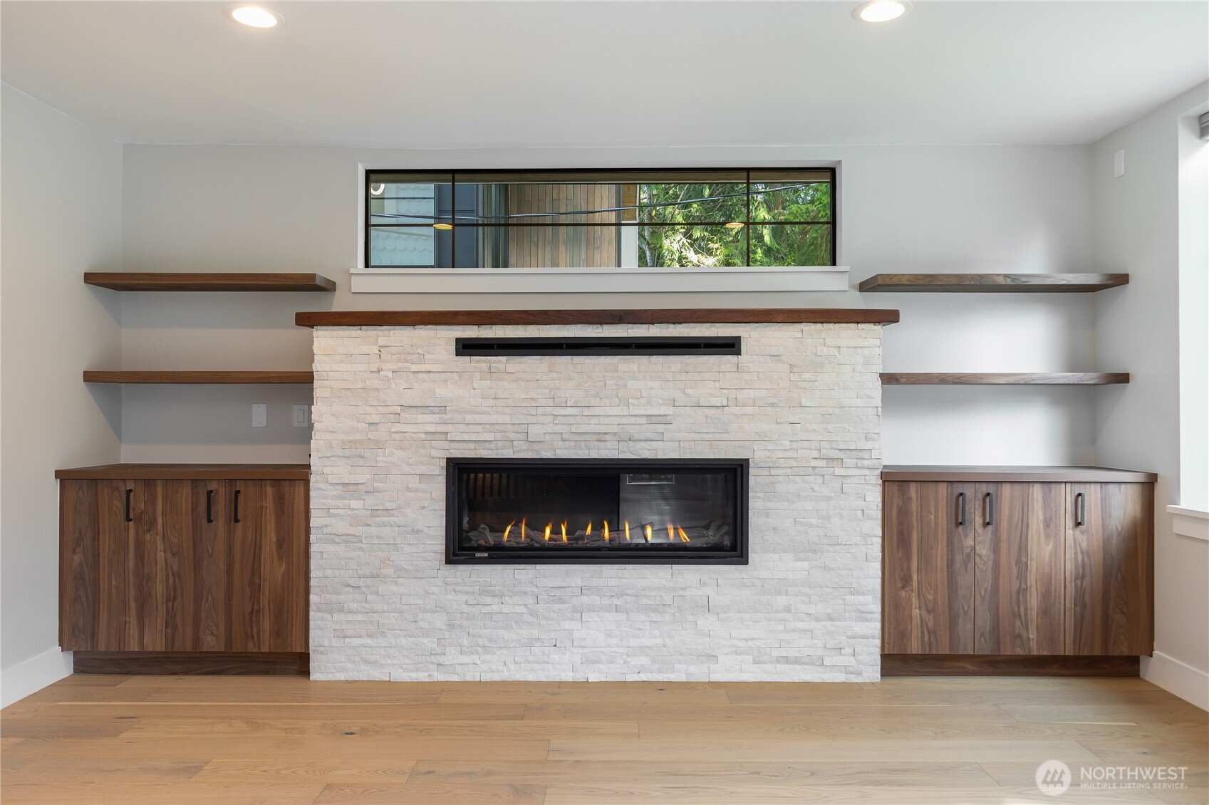 10715 2nd Avenue NW, Seattle, WA 98177-4807